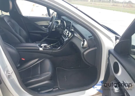 2015 Mercedes-Benz C 300 Sport from USA, damaged, VIN 55SWF4JBXFU064636